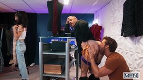 Mateo Tomas Takes Dom King's Big Cock In His Horny Tailor Roleplay And Sucks It Raw