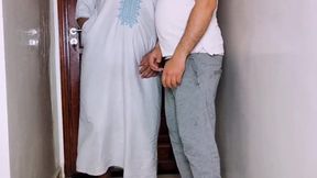 Egyptian group sex: 2 friends have sex with their friend's wife while he was at work