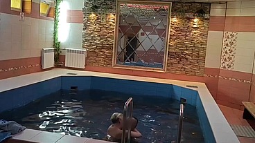 Sex in a public pool