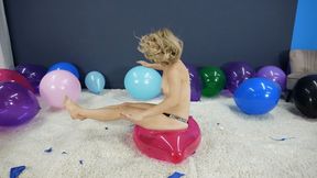 Princess A's Topless 16-inch Sit to Pop 4K (3840x2160)