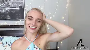 Sexy Blows Landlord Big Cock To Pay Her Rent!