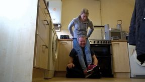 Chelsea's Scissors In Jeans