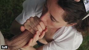 Ex GF gives hot outdoor head in risky location