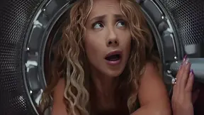 Veronica Leal And Lady Dee In Beautiful And At Shemales Cumming Movie