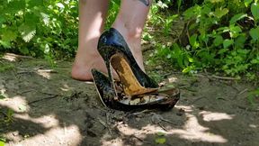 High heels destruction, wrecked high heels, broken high heels, high heels in mud, shoes mud