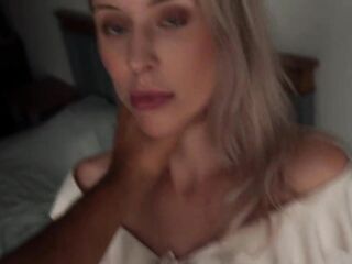 I was turned on by My Stepsister's Short Skirt and I Shared My Penis with Her