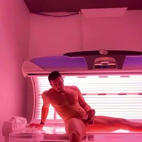 Solarium jerk off