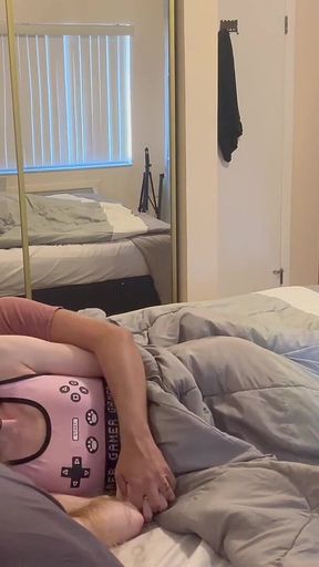 Cuddles & Make Out Time with Saturn Hime