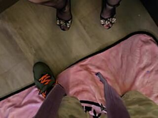 Candid Sandra shakes & wiggles her obese pawg booty