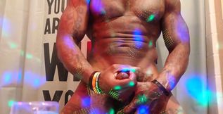 BBC Worship Hallelujah Johnson (Chocolate Activates The Brain) Tall Dark Chocolate Muscles Tattoos Hairy BBC Hallelujah