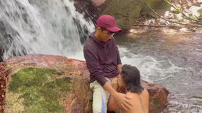 Give her best wild jungle gang bang for a night's stay