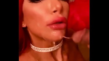 Red Devil SARA VASQUEZ