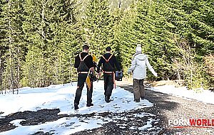 Seductive snowboarder brittany bardot ditches the slopes for some dp fucking