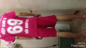 Vietnam boy mắc t&egrave_ xử lu&ocirc_n ra quần mới mua