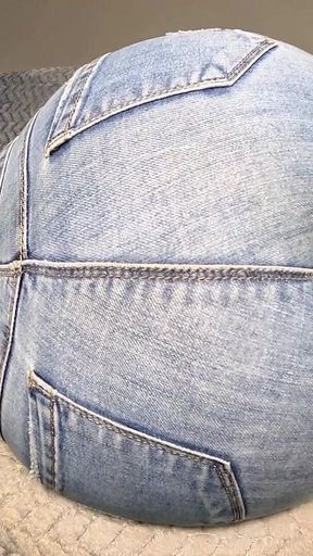 Leg up, Ass Out