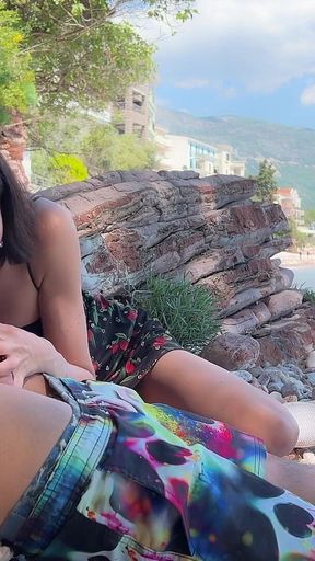 Dick Flashing on the Beach - Girl Saw My Cock and Helped Me Cum
