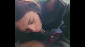 Voy casa de mi amiga a detonarla aprovechando que salieron su familia