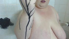 Erotic Paint &amp; Shower Show