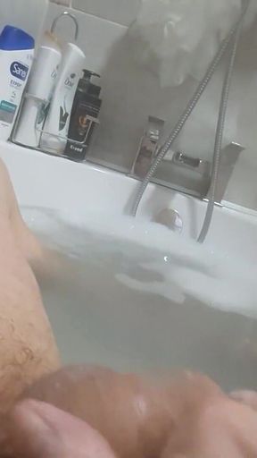 Ever Wondered How Hard I Get During My Funtime Bath