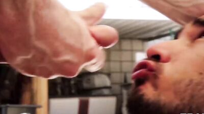 TRAILERTRASHBOYS Gays Caine OConner And Zac Snow Bareback