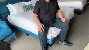 I fucked my fan to give him the birthday surprise of his life!!?