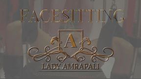 FACESITTING Total lenghts 1:20 minutes  Latex Lack Handjob Facesitting Bdsm Slave Lady Amrapali  Herrin Mistress Domina Femdom