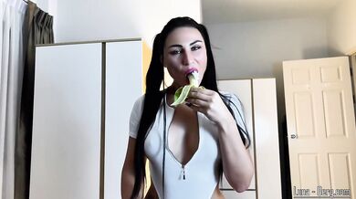 A hungry STEPSISTER came to STEPBROTHER to eat a banana, SUCK DICK and CUM in MOUTH PART 1