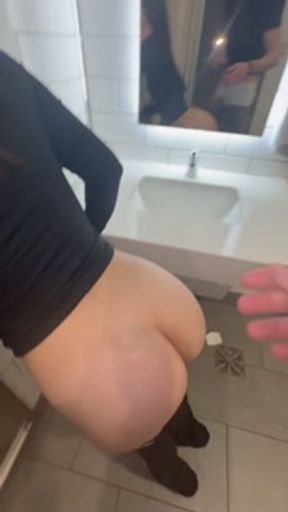 Hot Teen Gets Into A Wreck At The Store And Makes Up For It💋❤️🍓