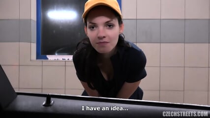 Anne In A Service Station ???? - Anie Darling