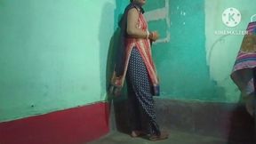Desi hot local bhabhi Indian village girlfriend sex video