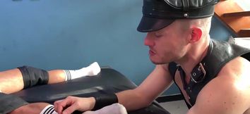 Anal domination on cam with Ashley Ryder and Thom Barnes