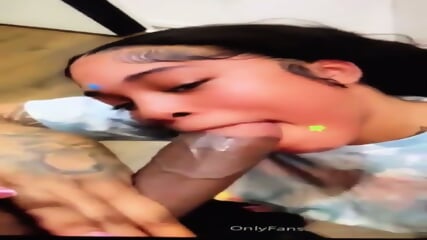 deepthroat; Her mega folder, 646 videos =  https://rentry.co/yz3efa7t