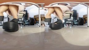 3dvr180 MARTINA's office staff wore black thick-soled sandals to humiliate the dwarfs