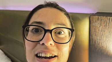 Glasses Brit MILF Gushes Clit Rubbing to Hotel Fuck Moans