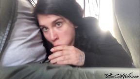 Babe suck big dick and cum swallow in the bus