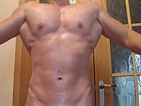 OILED UP Posing, Big clit spanking - Muscle Girl ANOUK