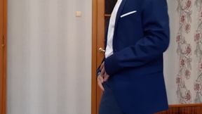 Guy masturbates his big dick in the office