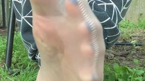 Toe rings in cheap nylon