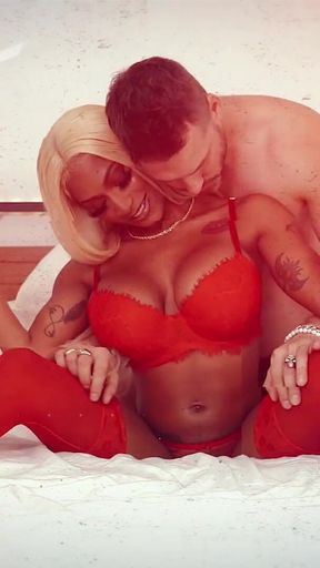 Creampie for Ebony Sarai Minx