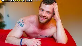 Luc Nix Strokes Passionately in Solo Scene - GAY XxX