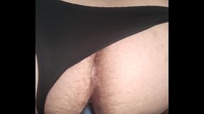 Preparando la colita para mi macho