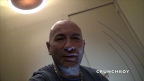 mec muscle en jockstrap baise par la grosse bite de fred