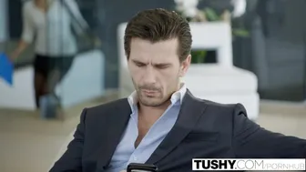 Kate England's Secretary Role Includes Anal with Manuel Ferrara's Big Cock