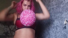 nacked loonergirl poping big and small balloons