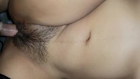 cunada abrio las piernas y le dijo a su cunado que la penetrara muy rico