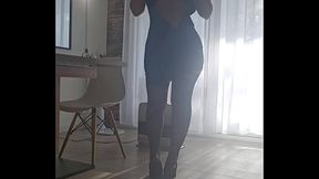 Tu sortirais avec moi dans cette tenue