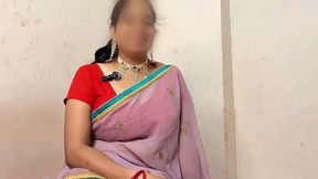 village lusty bhabhi seduces horny devar by dropping her pallu, devar-bhabhi