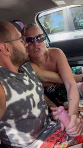 Jerking off my husband before the beach