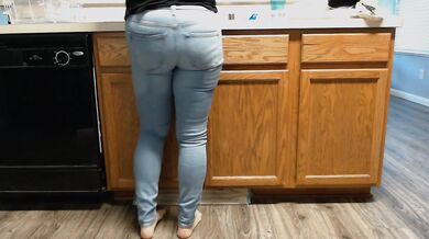 Redhead mom begs while holding desperate pee