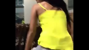 NOVINHA GOSTOSA DAN&Ccedil_ANDO FUNK